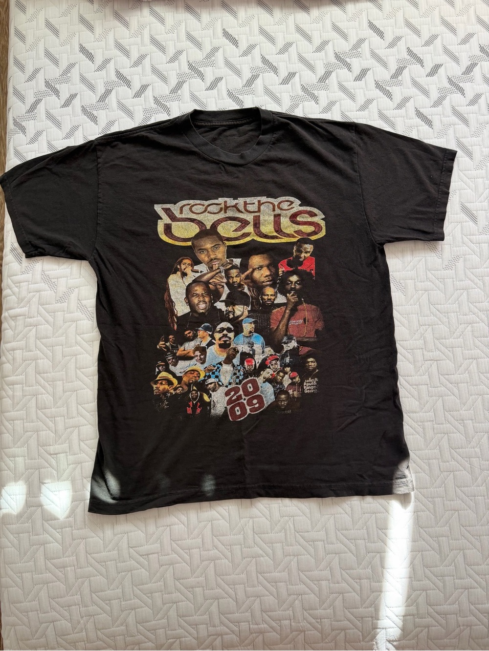 Black Graphic 'Rock the Bells' Men's Tee